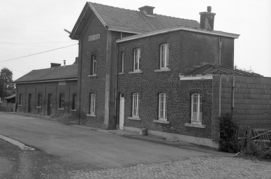 Braives - SNCB Z04176a (2).jpg